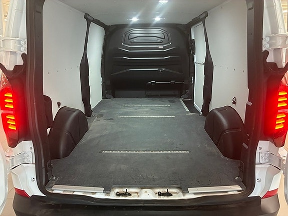 Volkswagen Transporter 8 of 10