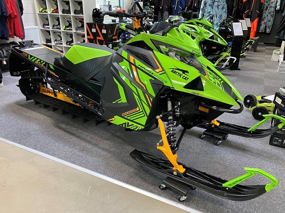 Arctic Cat M8000 Hardcore Alpha 154"  momsad (ÖHLINARE!) 2 of 6