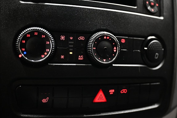 Volkswagen Crafter 19 of 24