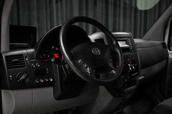 Volkswagen Crafter 12 of 24