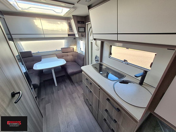 Kabe ESTATE 470 GLE "NYSKICK" 2 of 8