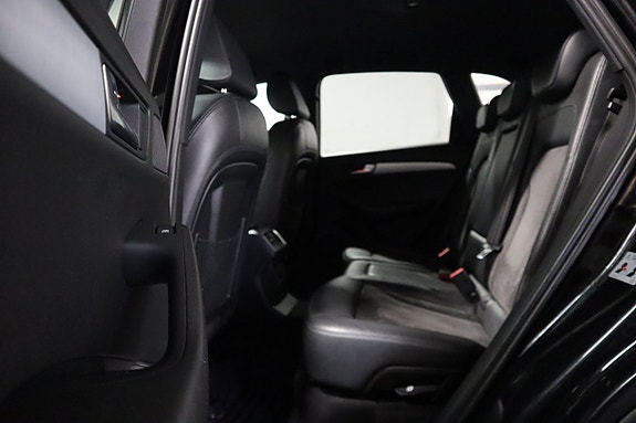 Audi Q5 10 of 22