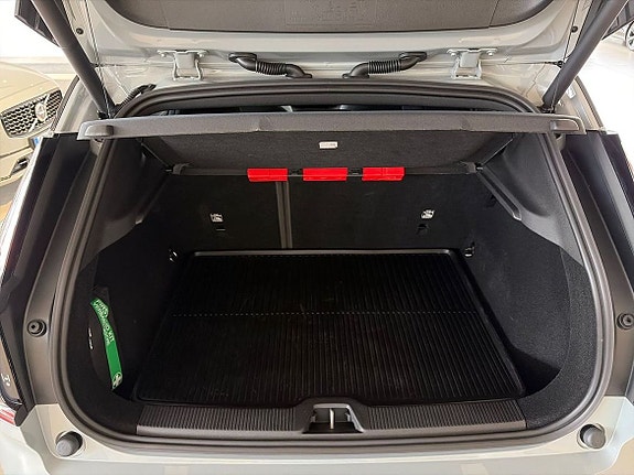 Volvo EX30 17 of 19
