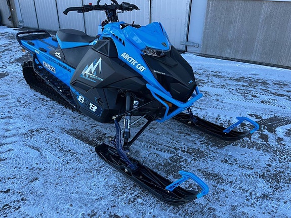 Arctic Cat 858 MC 146" ES 2025 (17 mil) 2 of 6
