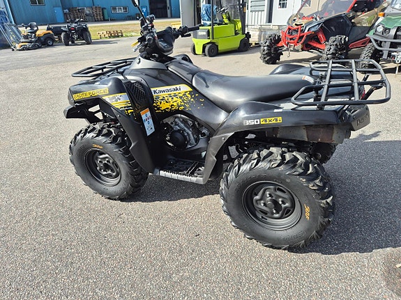 Kawasaki Brute Force 650 4*4 2 of 4