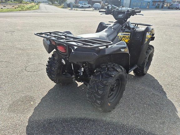 Kawasaki Brute Force 650 4*4 3 of 4