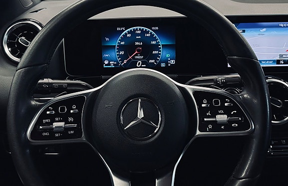 Mercedes-Benz B200 d 12 of 12
