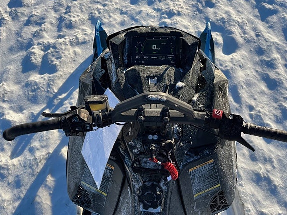 Arctic Cat M 600 Catalyst -24 154" (Garmin G8) Momsad! 6 of 6