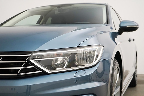 Volkswagen Passat 22 of 23