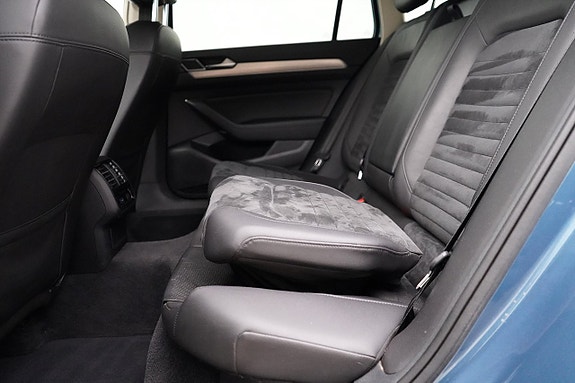 Volkswagen Passat 8 of 23