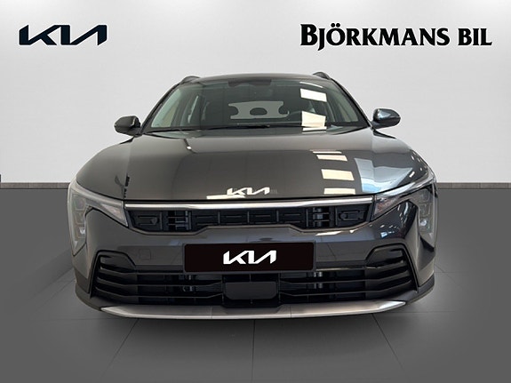 Kia K4 2 of 20