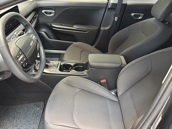 Kia K4 8 of 20