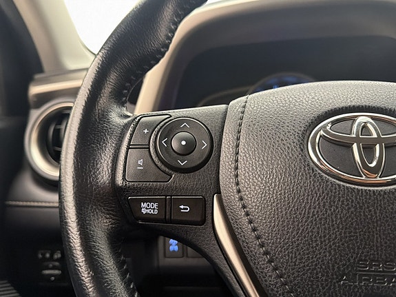 Toyota RAV4 14 of 25
