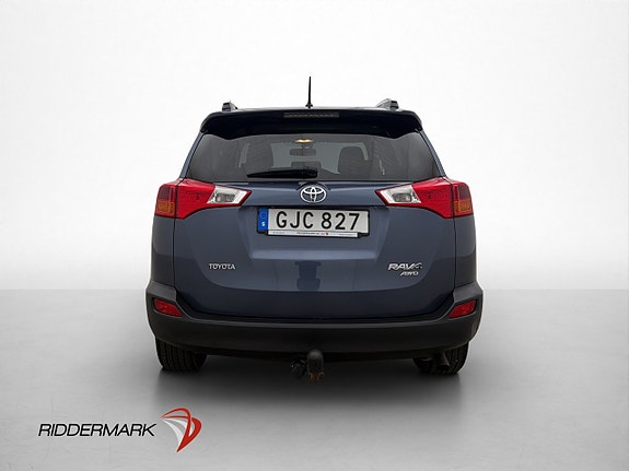 Toyota RAV4 8 of 25