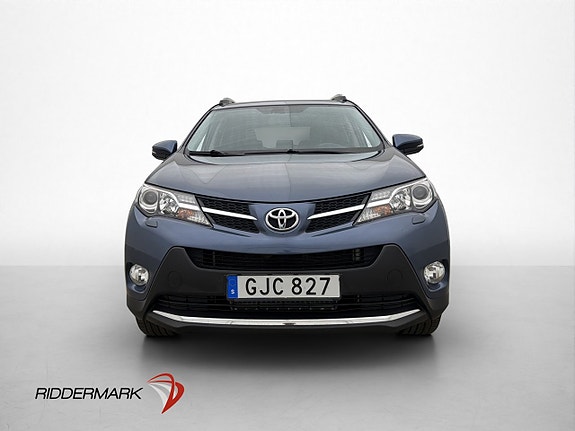 Toyota RAV4 2 of 25
