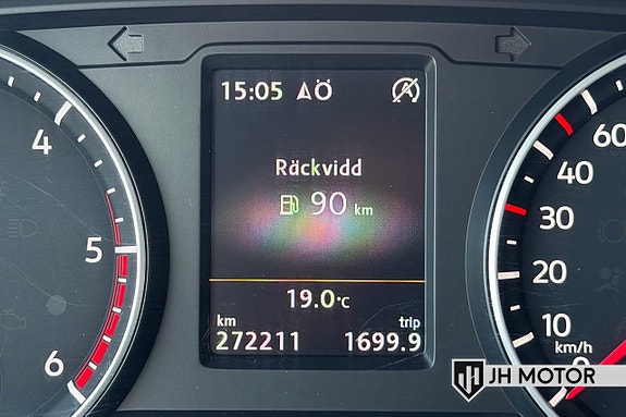 Volkswagen Amarok 15 of 22