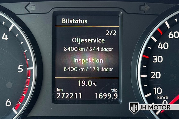 Volkswagen Amarok 19 of 22
