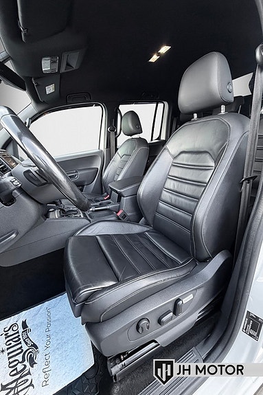 Volkswagen Amarok 20 of 22