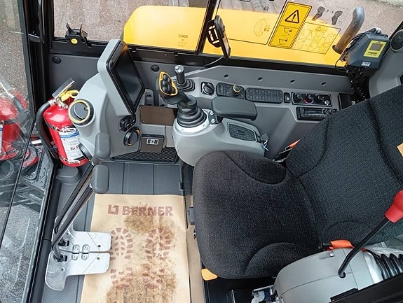 JCB 60 C-2 4 of 5