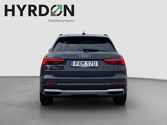 Audi Q3 5 of 21