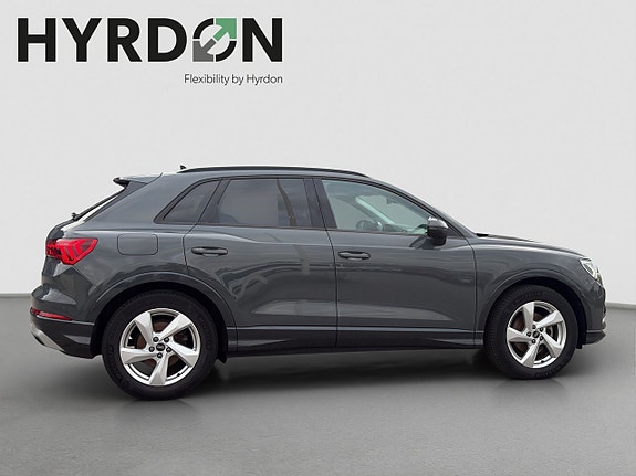 Audi Q3 7 of 21