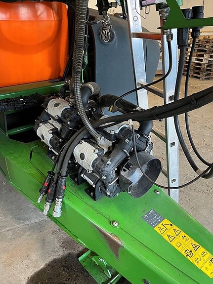 Amazone UX 8601 Super 6 of 7