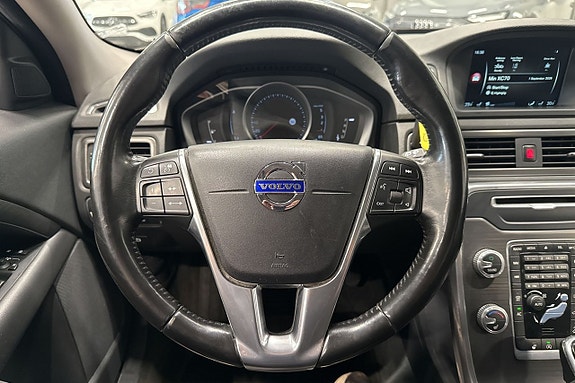 Volvo XC70 9 of 22