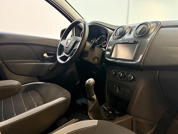 Dacia Logan 5 of 10