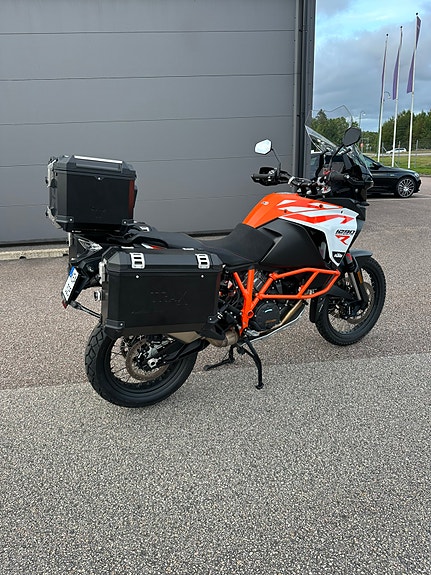 KTM 1290 Super Adventure R 8 of 10