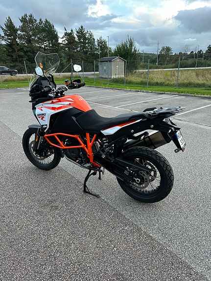 KTM 1290 Super Adventure R 4 of 10