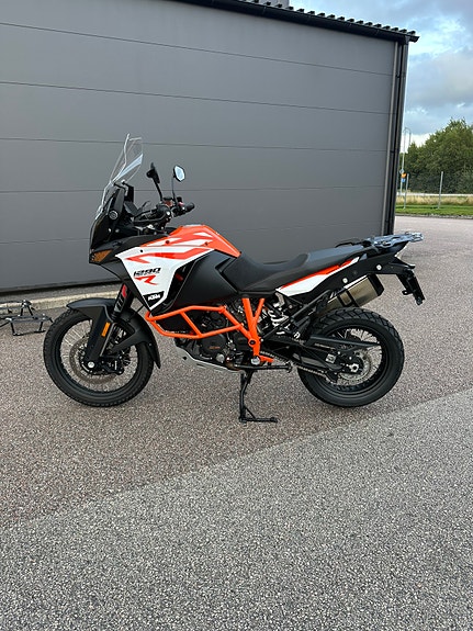 KTM 1290 Super Adventure R 3 of 10