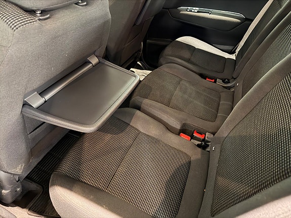 Peugeot 5008 13 of 17