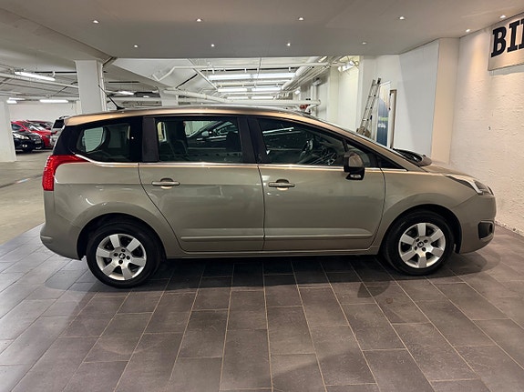 Peugeot 5008 7 of 17