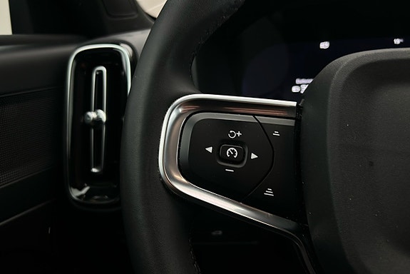 Volvo C40 25 of 27