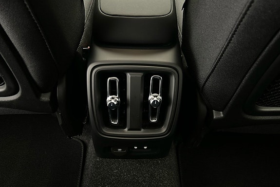 Volvo C40 22 of 27