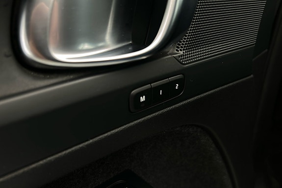 Volvo C40 17 of 27
