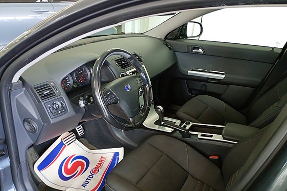 Volvo S40 6 of 6