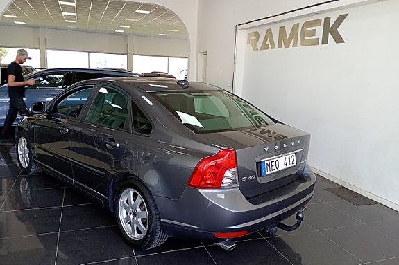 Volvo S40 3 of 6