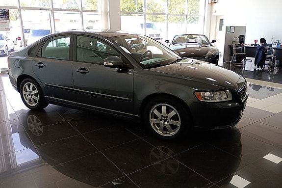 Volvo S40 5 of 6