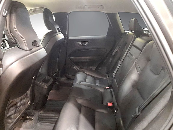 Volvo XC60 6 of 10
