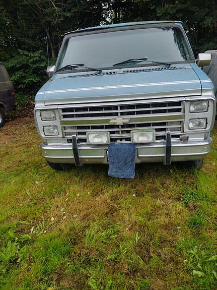 Chevrolet G20 2 of 6