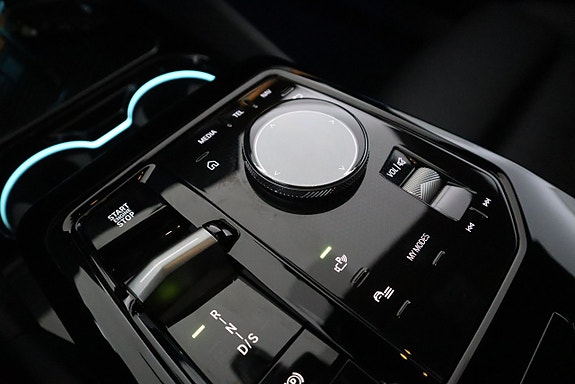 BMW 530e 26 of 26