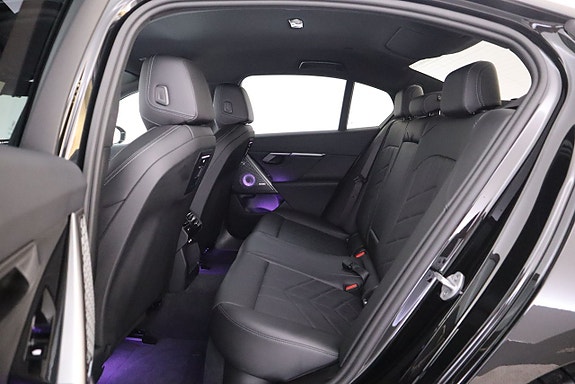 BMW 530e 14 of 26