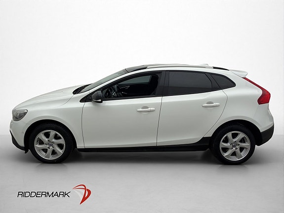 Volvo V40 Cross Country 5 of 30