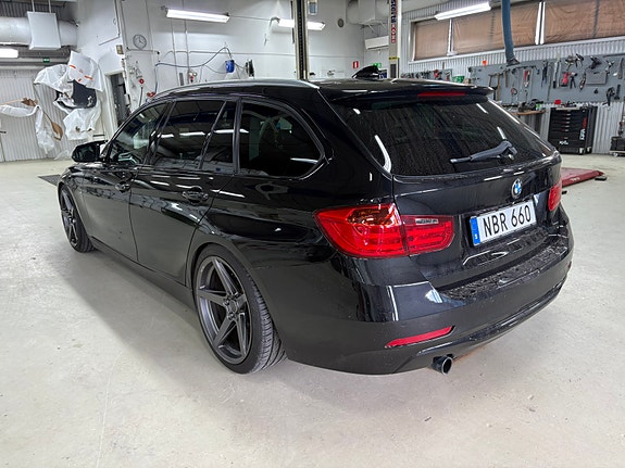 BMW 320d 4 of 7