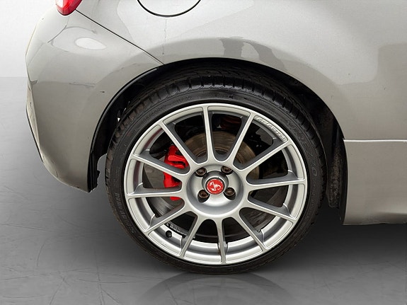 Abarth 595 27 of 29