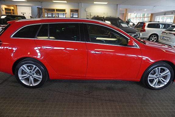 Opel Insignia 3 of 7