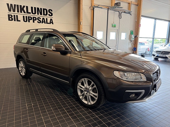 Volvo XC70 3 of 24