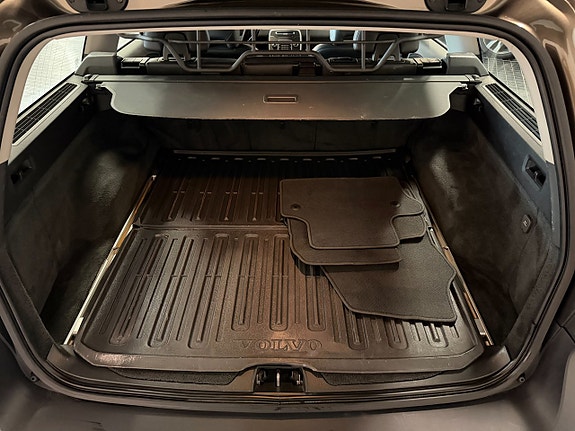 Volvo XC70 8 of 24