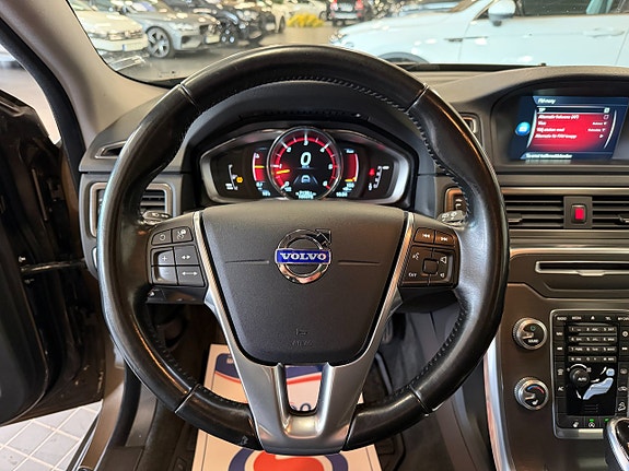 Volvo XC70 9 of 24
